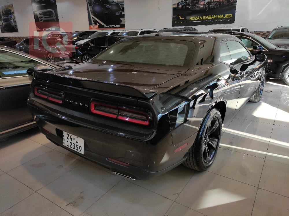Dodge Challenger